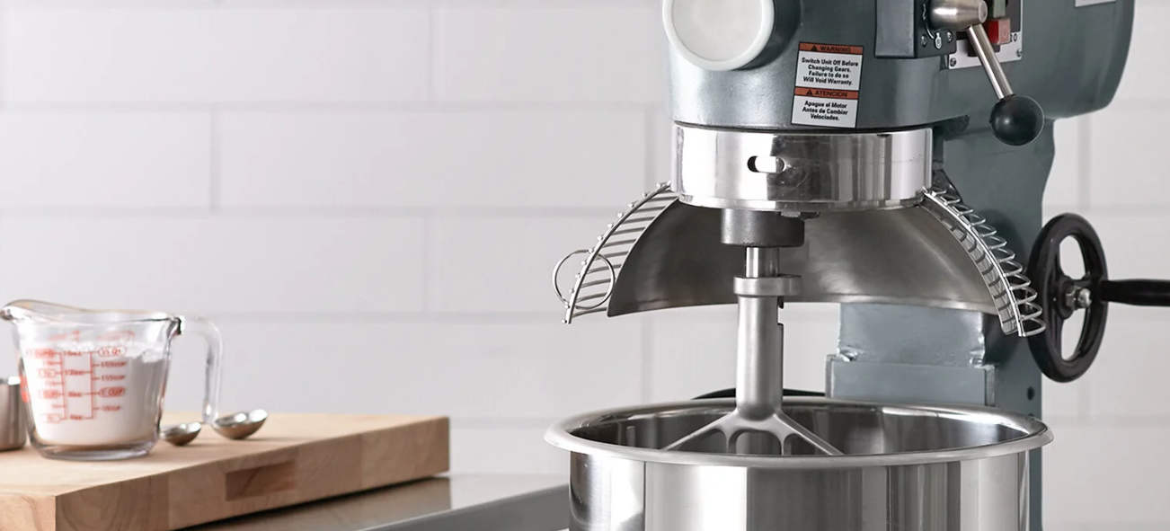 Important Components of a Cake Mixer Machine