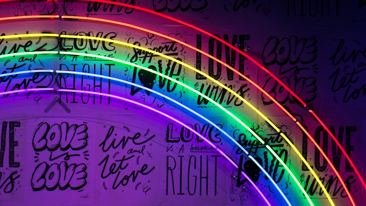 A Buying Guide for Colorful Formica Sheets