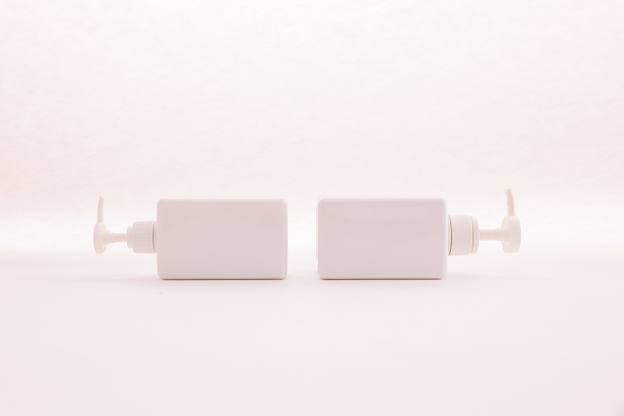 How to Find the Right Cosmetic Packaging Service for Your Brand